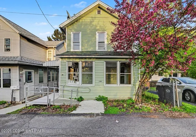 Photo 1 of Single family home for sale at 432 S Edwards Ct, Scranton, PA 18504 | MLS# PM-143387 | Listing updated on 2026-09-04