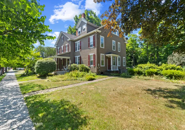 Photo 1 of Single family home for sale at 208 W Harford St, Milford, PA 18337 | MLS# PM-143398 | Listing updated on 2026-08-16