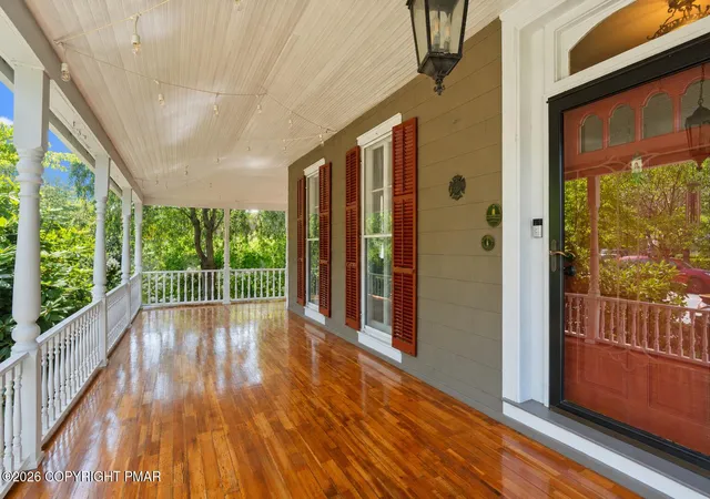 Photo 4 of Single family home for sale at 208 W Harford St, Milford, PA 18337 | MLS# PM-143398 | Listing updated on 2026-08-16