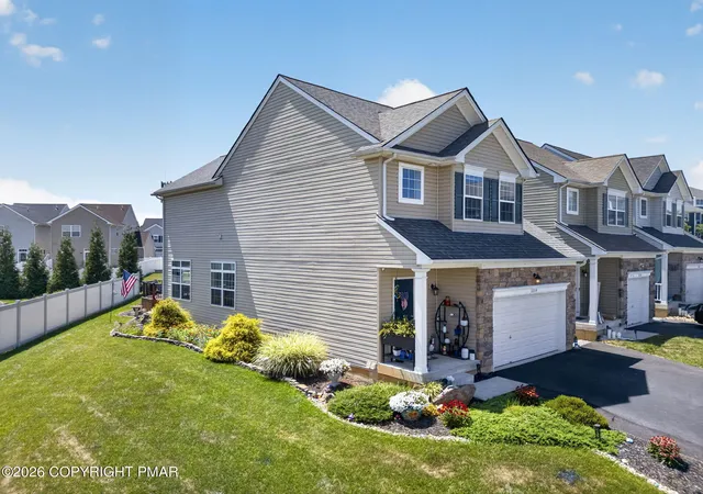 Photo 3 of Sale Pending at 2214 Huntington Ln, Easton, PA 18040 | MLS# PM-143413 | Listing updated on 2026-08-01