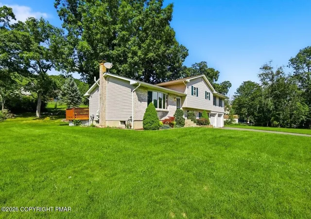 Photo 3 of Single family home for sale at 246 Switzgabel Dr, Brodheadsville, PA 18322 | MLS# PM-143520 | Listing updated on 2026-08-24