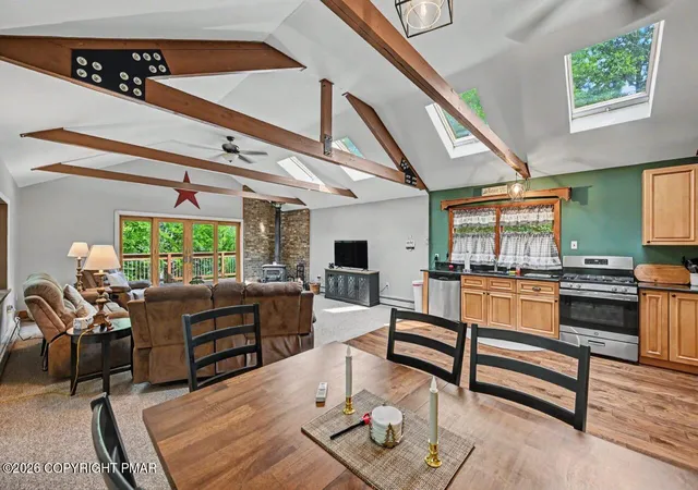Photo 3 of Single family home for sale at 27 W Fern St, Lake Harmony, PA 18624 | MLS# PM-143426 | Listing updated on 2026-09-17