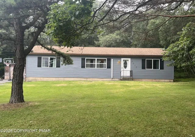 Photo 1 of Single family home for sale at 2215 Yellowstone Dr, Blakeslee, PA 18610 | MLS# PM-143412 | Listing updated on 2026-07-28