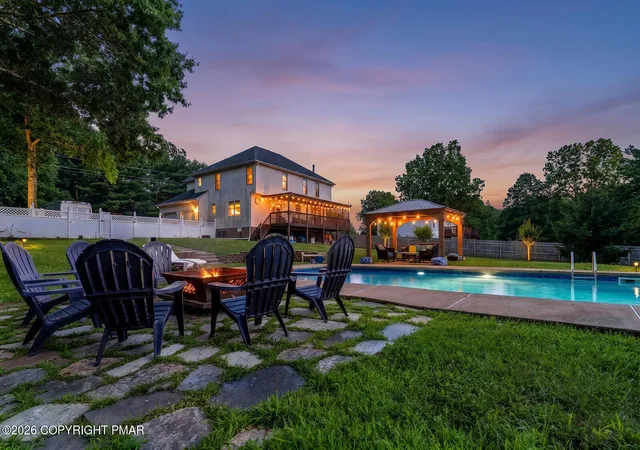 Photo 3 of Single family home for sale at 4864 Pine Ridge Dr W, Bushkill, PA 18324 | MLS# PM-143433 | Listing updated on 2026-08-22
