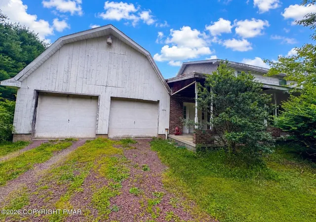 Photo 3 of Single family home for sale at 1970 Forest St, Lehighton, PA 18235 | MLS# PM-143445 | Listing updated on 2026-07-31