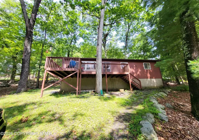 Photo 1 of Single family home for sale at 257 Saunders Dr, Bushkill, PA 18324 | MLS# PM-143462 | Listing updated on 2026-08-21