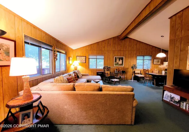 Photo 4 of Single family home for sale at 257 Saunders Dr, Bushkill, PA 18324 | MLS# PM-143462 | Listing updated on 2026-08-21