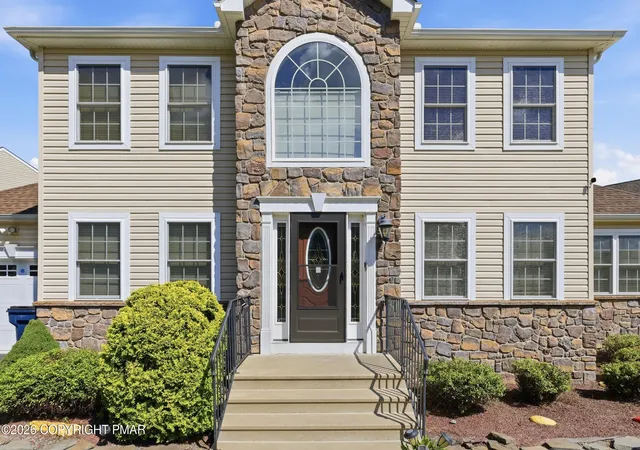 Photo 3 of Single family home for sale at 146 American Wy, East Stroudsburg, PA 18301 | MLS# PM-144323 | Listing updated on 2026-09-22