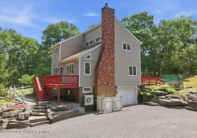 Photo 2 of Single family home for sale at 2522 Jonathan Ct, East Stroudsburg, PA 18302 | MLS# PM-143485 | Listing updated on 2026-09-24