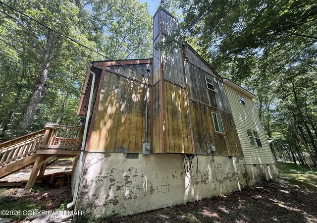 Photo 2 of Single family home for sale at 2174 Eagle Path, Bushkill, PA 18324 | MLS# PM-143466 | Listing updated on 2026-08-17