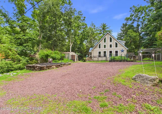 Photo 3 of Single family home for sale at 34 Shade Tree Rd, White Haven, PA 18661 | MLS# PM-143499 | Listing updated on 2026-09-26