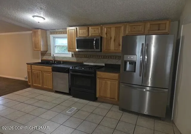 Photo 5 of Manufactured home for sale at 143 Moyer Rd, Blakeslee, PA 18610 | MLS# PM-143479 | Listing updated on 2026-08-27