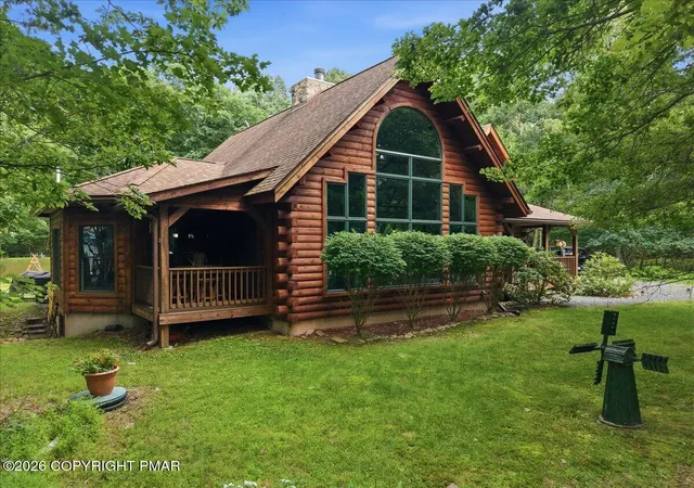 Photo 3 of Sale Pending at 41 Hemlock Dr, Jim Thorpe, PA 18229 | MLS# PM-143530 | Listing updated on 2026-08-07