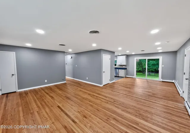Photo 4 of Single family home for sale at 203 Ruth St, Mount Bethel, PA 18343 | MLS# PM-143496 | Listing updated on 2026-10-21
