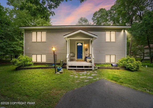 Photo 1 of Single family home for sale at 106 Cabin Ct, Milford, PA 18337 | MLS# PM-143510 | Listing updated on 2026-09-03