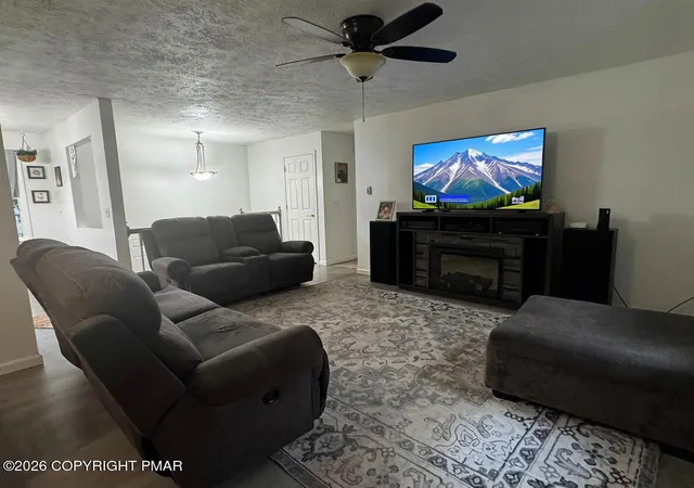 Photo 3 of Single family home for sale at 33 Seneca Rd, Mount Pocono, PA 18344 | MLS# PM-143513 | Listing updated on 2026-10-14