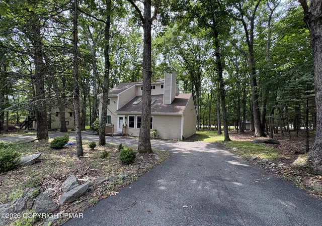 Photo 1 of Single family home for sale at 319 Hyland Dr, East Stroudsburg, PA 18301 | MLS# PM-143518 | Listing updated on 2026-07-30