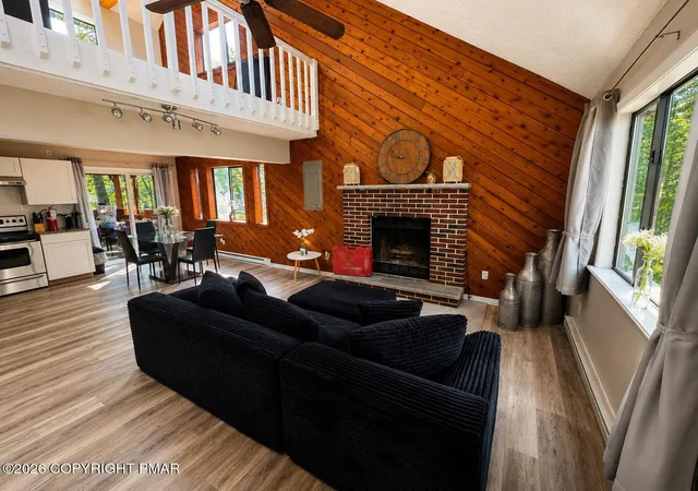 Photo 4 of Single family home for sale at 7277 Long Pine Dr, Tobyhanna, PA 18466 | MLS# PM-143596 | Listing updated on 2026-09-10