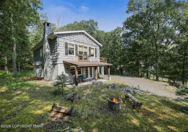 Photo 1 of Single family home for sale at 1093 Porter Dr, Bushkill, PA 18324 | MLS# PM-143548 | Listing updated on 2026-08-29