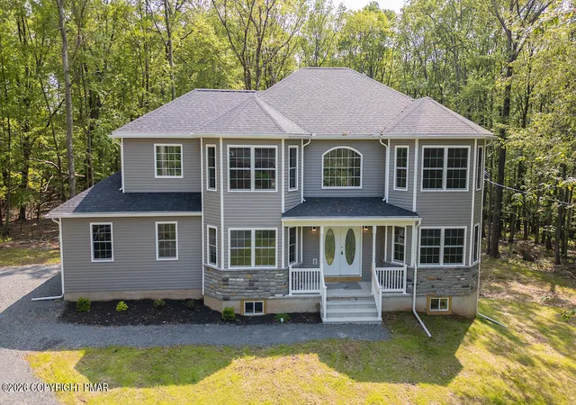 Photo 3 of Single family home for sale at 181 Whitetail Rd, Henryville, PA 18332 | MLS# PM-143564 | Listing updated on 2026-09-23