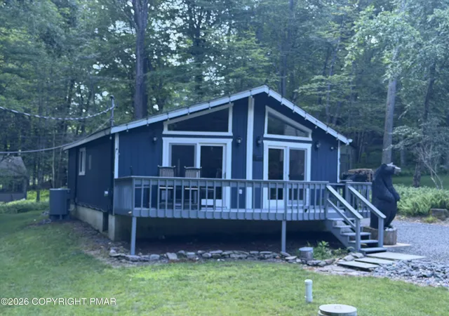 Photo 3 of Single family home for sale at 121 Ski Trl, Pocono Lake, PA 18347 | MLS# PM-143578 | Listing updated on 2026-09-05