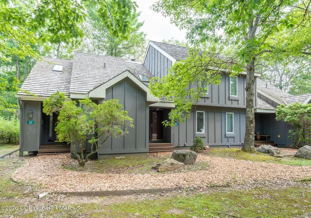 Photo 3 of Townhouse for sale at 25 Snow Shoe, Lake Harmony, PA 18624 | MLS# PM-144001 | Listing updated on 2026-09-04