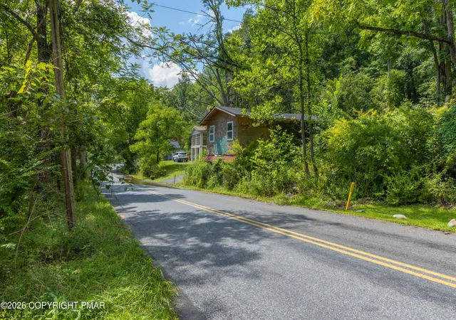 Photo 4 of Sale Pending at 6775 Cherry Valley Rd, Stroudsburg, PA 18360 | MLS# PM-143626 | Listing updated on 2026-08-14