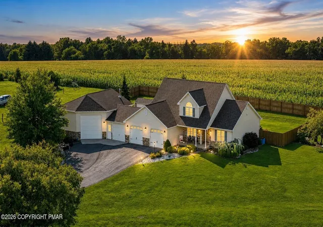 Photo 1 of Sale Pending at 830 Gideons Ct, Bath, PA 18014 | MLS# PM-143641 | Listing updated on 2026-08-13