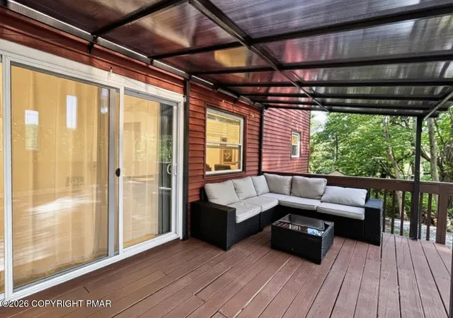 Photo 2 of Single family home for sale at 11 Meadowview Dr, Lake Ariel, PA 18436 | MLS# PM-143716 | Listing updated on 2026-09-07