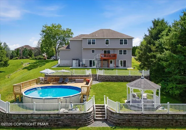 Photo 4 of Single family home for sale at 5515 Bridle Rd, Stroudsburg, PA 18360 | MLS# PM-143660 | Listing updated on 2026-09-02