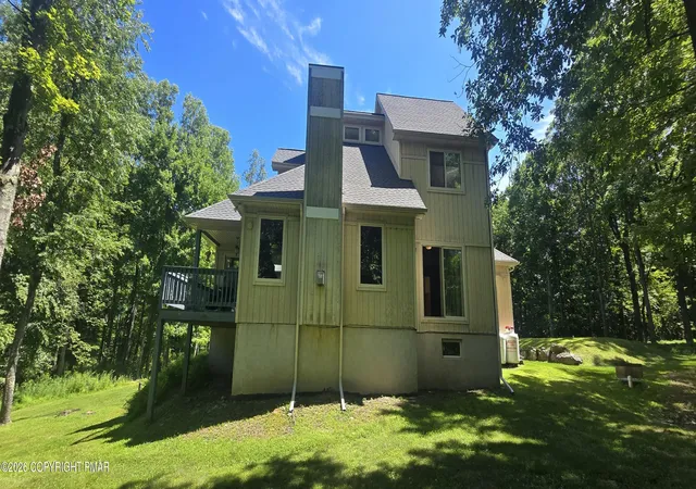 Photo 3 of Sale Pending at 198 Shine Hl Rd, Henryville, PA 18332 | MLS# PM-143665 | Listing updated on 2026-09-23