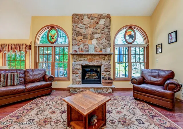 Photo 4 of Sale Pending at 2265 Hillcrest Dr, Pocono Pines, PA 18350 | MLS# PM-143796 | Listing updated on 2026-08-19