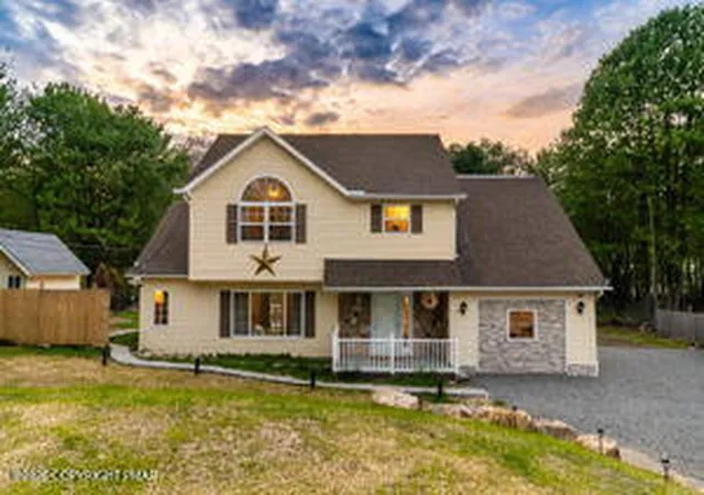 Photo 3 of Single family home for sale at 1143 Horizon Dr, Long Pond, PA 18334 | MLS# PM-143815 | Listing updated on 2026-09-06