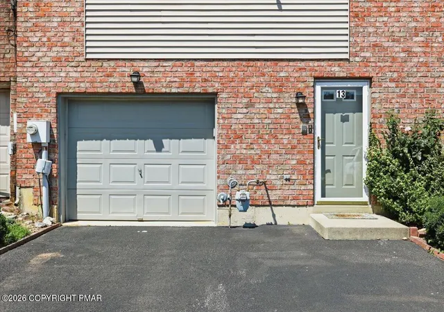 Photo 3 of Sale Pending at 13 Jazz Cir, Whitehall, PA 18052 | MLS# PM-143713 | Listing updated on 2026-08-27
