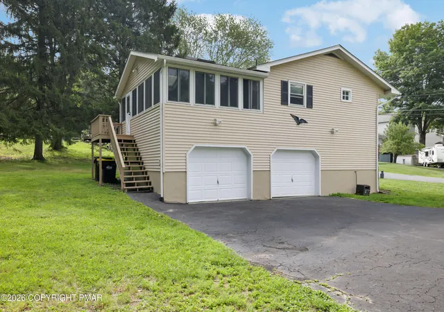Photo 3 of Single family home for sale at 710 Keystone Dr, Stroudsburg, PA 18360 | MLS# PM-143737 | Listing updated on 2026-10-19