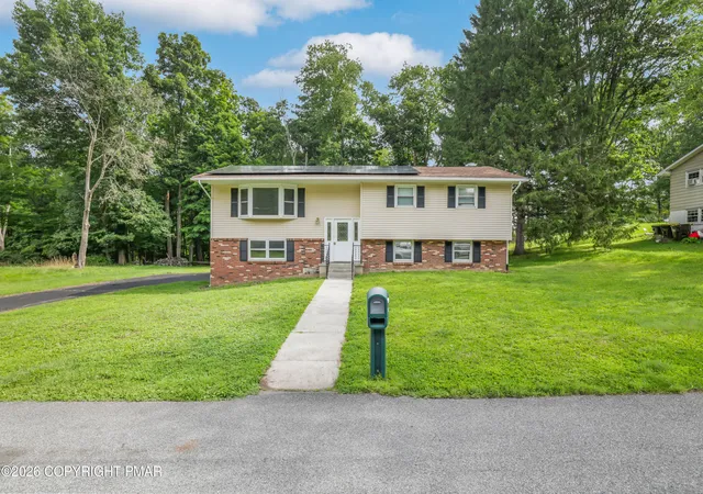 Photo 42 of Single family home for sale at 710 Keystone Dr, Stroudsburg, PA 18360 | MLS# PM-143737 | Listing updated on 2026-09-06