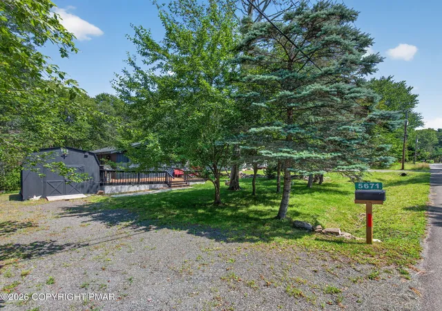 Photo 3 of Single family home for sale at 5671 Pembrook Dr, Tobyhanna, PA 18466 | MLS# PM-143714 | Listing updated on 2026-08-07