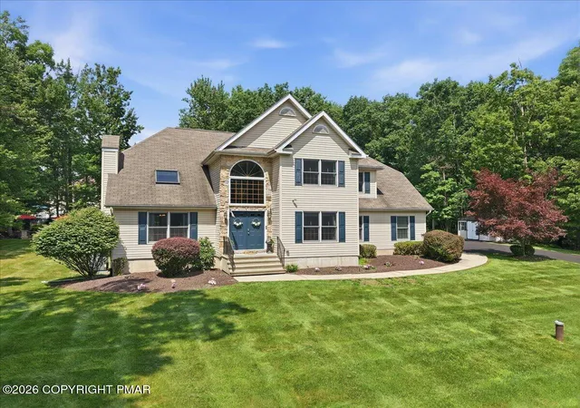 Photo 3 of Sale Pending at 1220 Overlook Ct, Saylorsburg, PA 18353 | MLS# PM-143819 | Listing updated on 2026-09-18