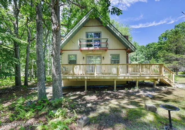 Photo 1 of Single family home for sale at 1107 Grouse Ct, Bushkill, PA 18324 | MLS# PM-143702 | Listing updated on 2026-08-06