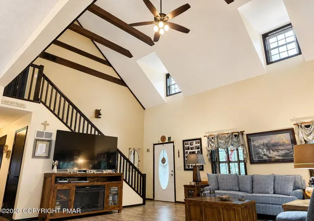 Photo 5 of Single family home for sale at 215 Maple Ridge Dr, Hawley, PA 18428 | MLS# PM-143772 | Listing updated on 2026-08-25