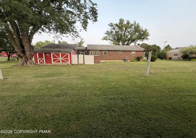 Photo 4 of Sale Pending at 2662 Community Dr, Bath, PA 18014 | MLS# PM-143725 | Listing updated on 2026-09-22