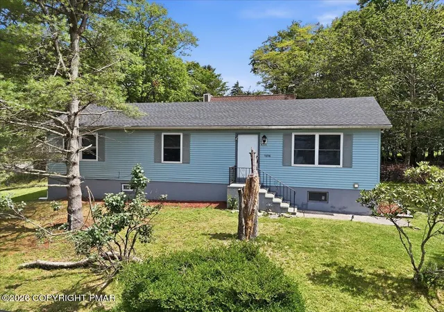 Photo 3 of Single family home for sale at 5358 Lockwood Dr, Tobyhanna, PA 18466 | MLS# PM-143779 | Listing updated on 2026-09-06