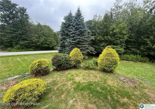 Photo 30 of Sale Pending at 3225 Sussex Dr, Tobyhanna, PA 18466 | MLS# PM-143734 | Listing updated on 2026-08-18