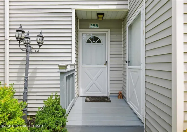 Photo 4 of Townhouse for sale at 255 Nittany Ct, Mount Pocono, PA 18344 | MLS# PM-143769 | Listing updated on 2026-08-07