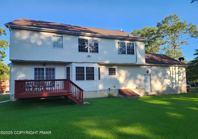 Photo 2 of Single family home for sale at 283 Pocono Blvd, Bushkill, PA 18324 | MLS# PM-143776 | Listing updated on 2026-09-06