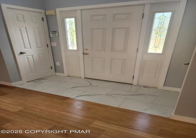 Photo 5 of Single family home for sale at 283 Pocono Blvd, Bushkill, PA 18324 | MLS# PM-143776 | Listing updated on 2026-09-06