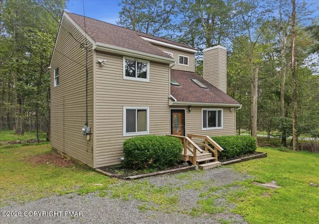 Photo 4 of Single family home for sale at 8482 Bumble Bee Way, Tobyhanna, PA 18466 | MLS# PM-143786 | Listing updated on 2026-09-04
