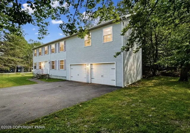 Photo 1 of Single family home for sale at 1226 Country Pl Dr, Tobyhanna, PA 18466 | MLS# PM-144046 | Listing updated on 2026-09-07
