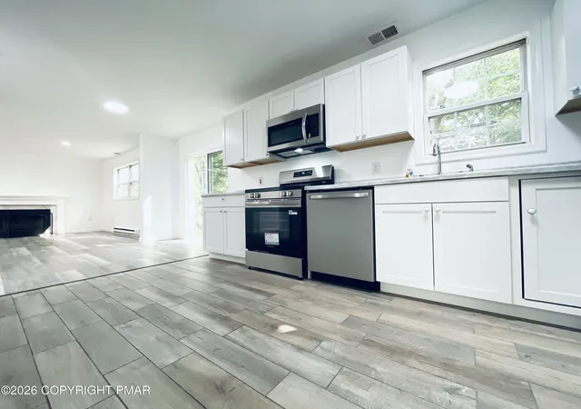 Photo 2 of Single family home for sale at 1226 Country Pl Dr, Tobyhanna, PA 18466 | MLS# PM-144046 | Listing updated on 2026-09-07
