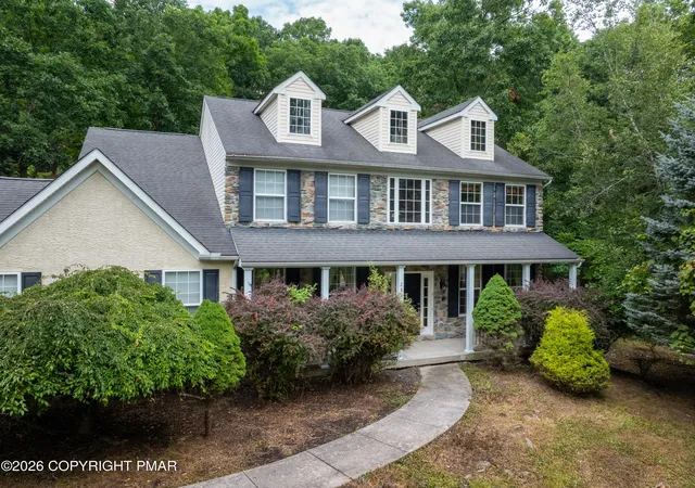Photo 2 of Single family home for sale at 208 Fazio Way, East Stroudsburg, PA 18302 | MLS# PM-143808 | Listing updated on 2026-09-06